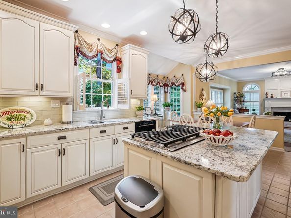 47199 Brasswood Place, Sterling VA 20165