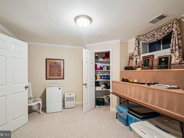 47199 Brasswood Place, Sterling VA 20165