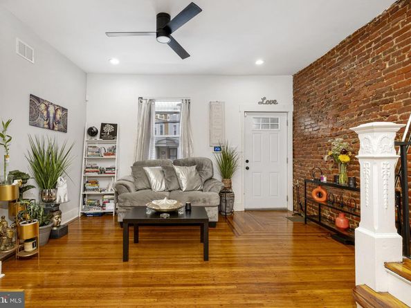 5729 Christian Street, Philadelphia PA 19143