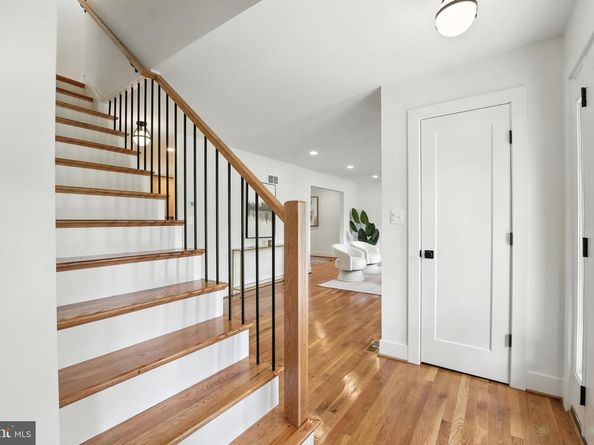 8711 Westwood Drive, Vienna VA 22182