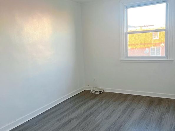 2827 Fanshawe Street, Philadelphia PA 19149
