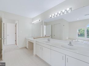 1933 Lakeport Way, Reston VA 20191