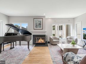 1933 Lakeport Way, Reston VA 20191