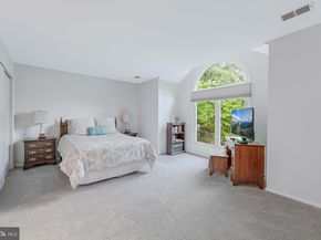 1933 Lakeport Way, Reston VA 20191