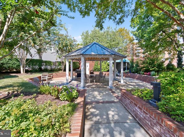7500 Woodmont Avenue S901, Bethesda MD 20814