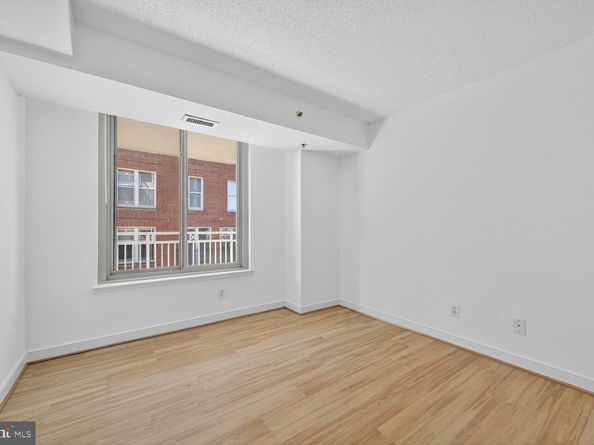 7500 Woodmont Avenue S901, Bethesda MD 20814