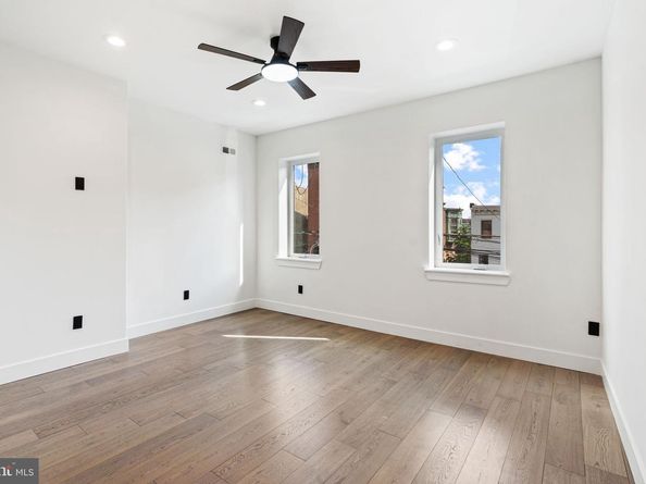 2212 E Cumberland Street, Philadelphia PA 19125