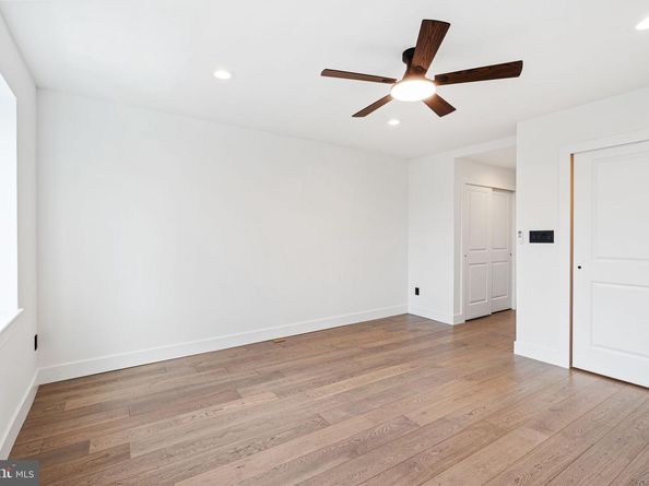 2212 E Cumberland Street, Philadelphia PA 19125