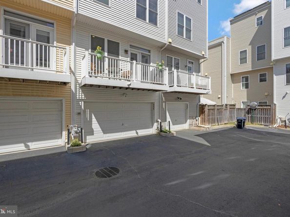 335 I Street SE, Washington DC 20003