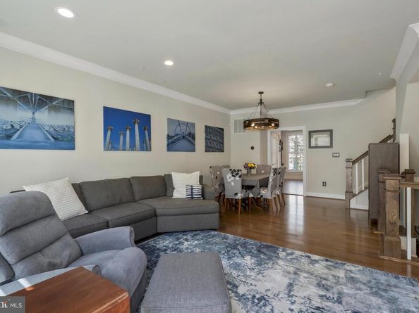 335 I Street SE, Washington DC 20003