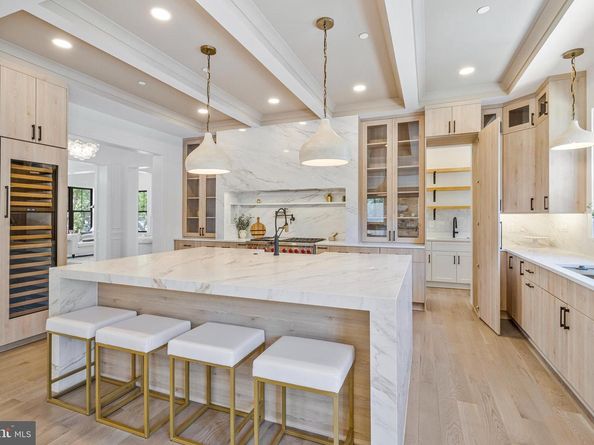 6611 Lybrook Court, Bethesda MD 20817