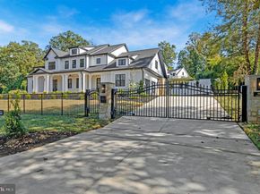 6611 Lybrook Court, Bethesda MD 20817