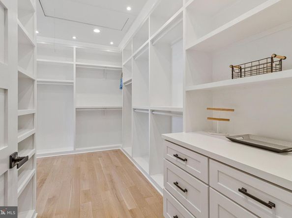 6611 Lybrook Court, Bethesda MD 20817