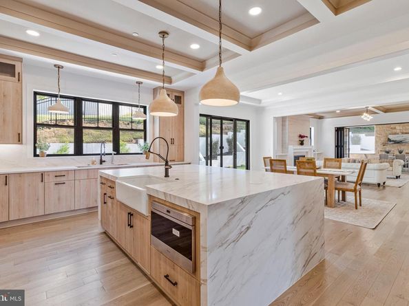 6611 Lybrook Court, Bethesda MD 20817