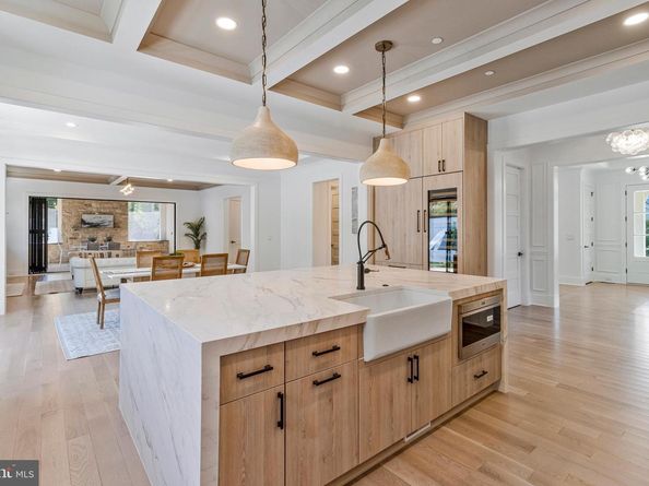 6611 Lybrook Court, Bethesda MD 20817