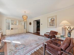 856 Monteith Drive, Wayne PA 19087