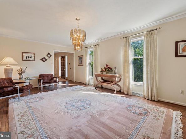 856 Monteith Drive, Wayne PA 19087