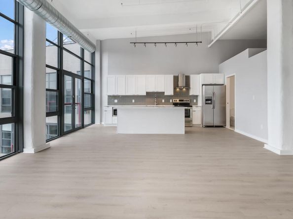 444 N 4TH Street 818, Philadelphia PA 19123