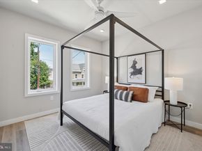 623 Shawmont Avenue, Philadelphia PA 19128
