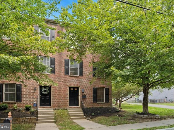 284 Parker Avenue, Philadelphia PA 19128