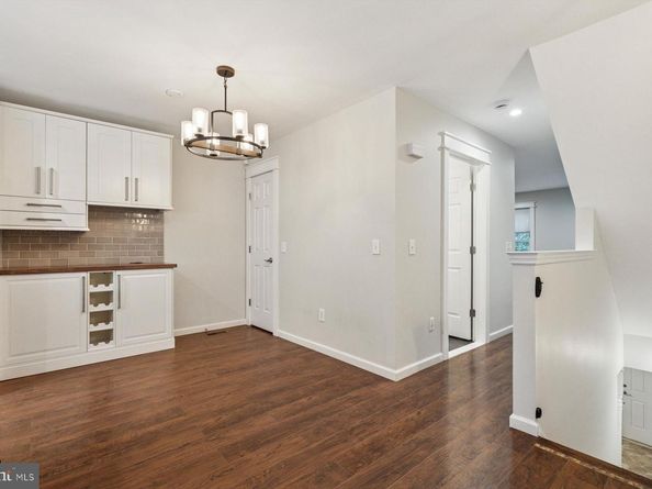284 Parker Avenue, Philadelphia PA 19128
