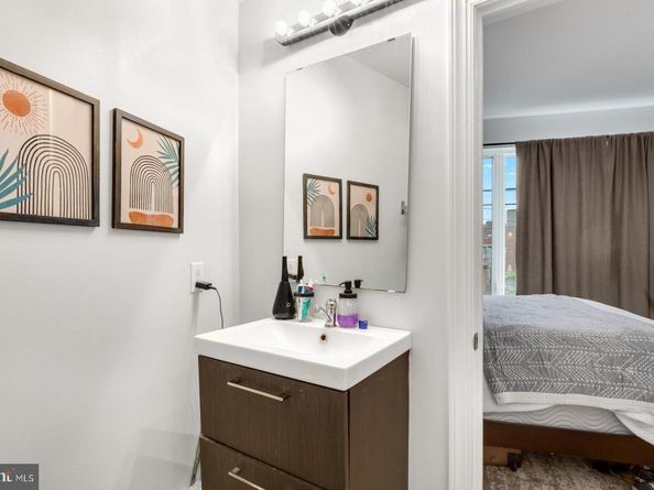 2427 Frankford Avenue, Philadelphia PA 19125