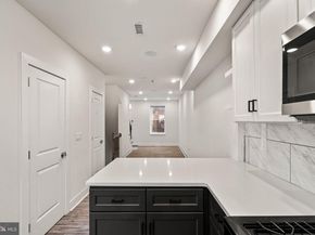 1752 Waterloo Street, Philadelphia PA 19122