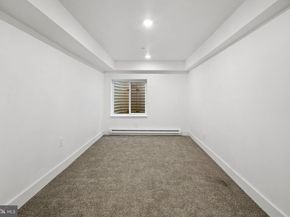 1752 Waterloo Street, Philadelphia PA 19122