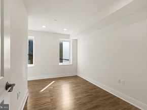 1752 Waterloo Street, Philadelphia PA 19122