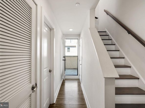 1752 Waterloo Street, Philadelphia PA 19122