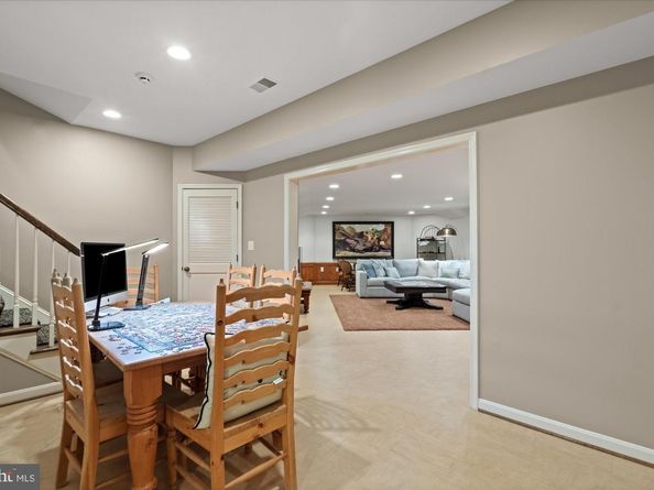 6704 Honesty Drive, Bethesda MD 20817