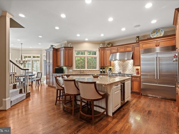 6704 Honesty Drive, Bethesda MD 20817
