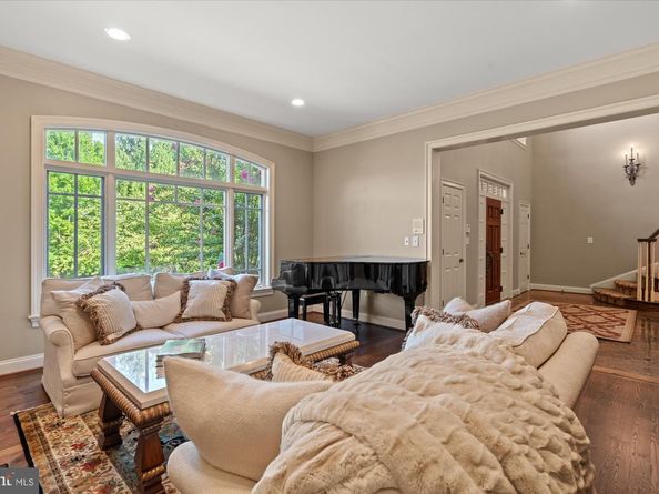 6704 Honesty Drive, Bethesda MD 20817