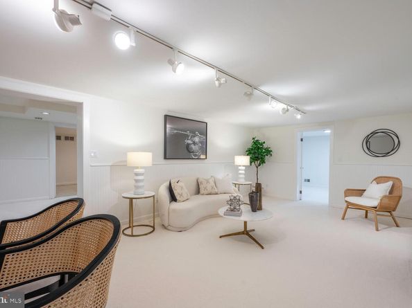 5804 Cedar Parkway, Chevy Chase MD 20815