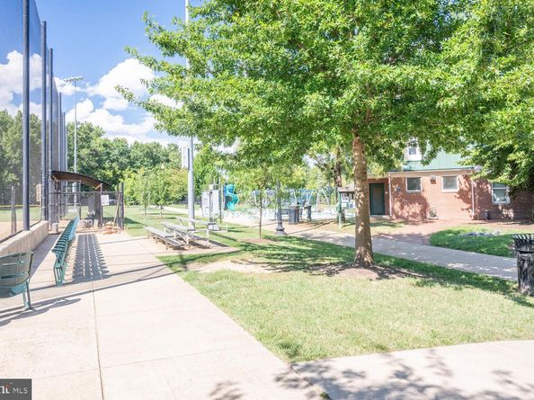 5804 Cedar Parkway, Chevy Chase MD 20815