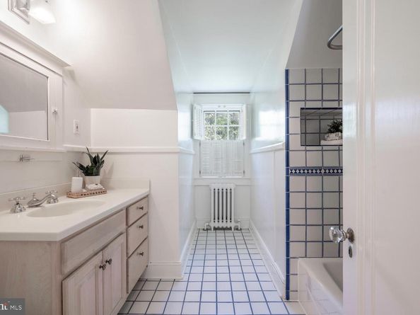 5804 Cedar Parkway, Chevy Chase MD 20815