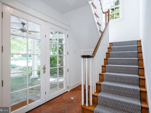 5804 Cedar Parkway, Chevy Chase MD 20815