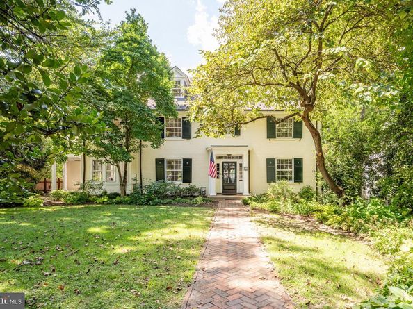 5804 Cedar Parkway, Chevy Chase MD 20815