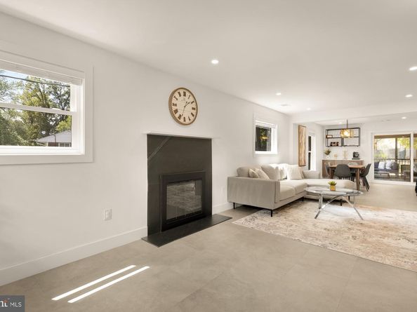 3164 Norfolk Lane, Falls Church VA 22042