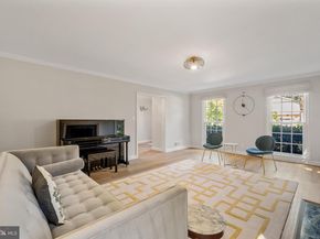 6224 Goodview Street, Bethesda MD 20817
