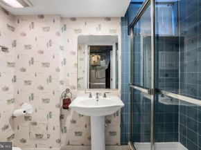 6224 Goodview Street, Bethesda MD 20817