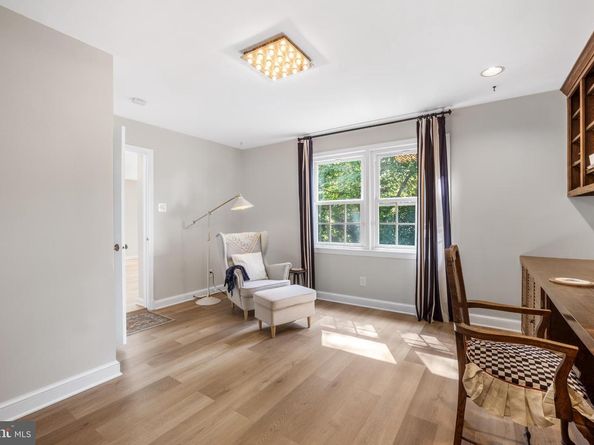 6224 Goodview Street, Bethesda MD 20817
