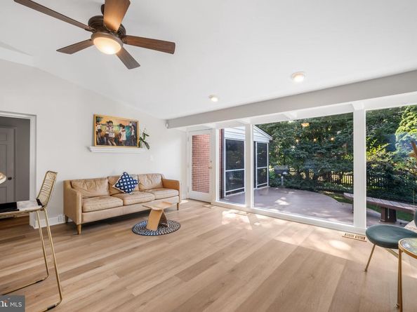 6224 Goodview Street, Bethesda MD 20817
