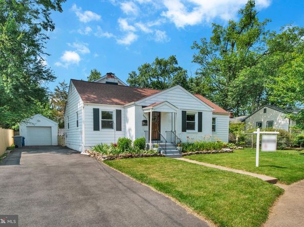 5402 S 12TH Street S, Arlington VA 22204
