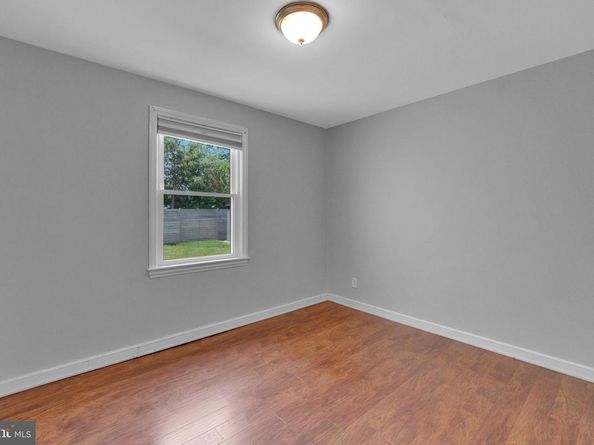 5402 S 12TH Street S, Arlington VA 22204