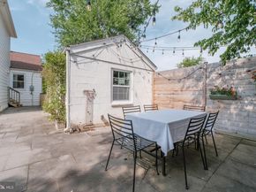 5402 S 12TH Street S, Arlington VA 22204