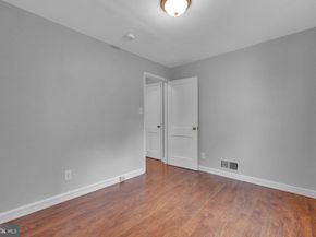5402 S 12TH Street S, Arlington VA 22204