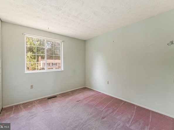9803 Oleander, Vienna VA 22181