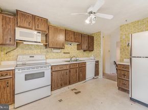9803 Oleander, Vienna VA 22181