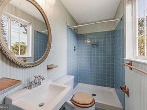 9803 Oleander, Vienna VA 22181
